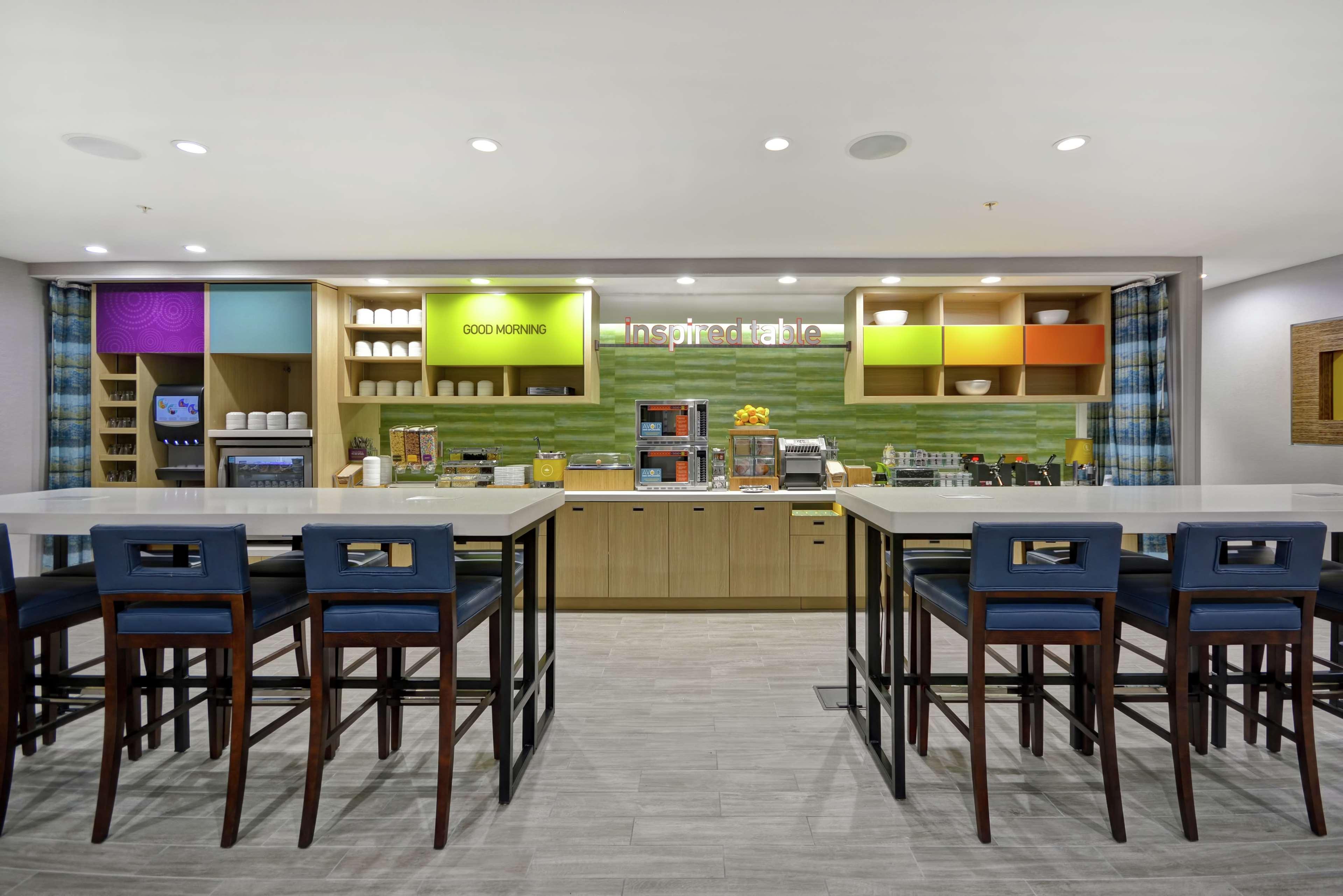 Home2 Suites By Hilton Grand Rapids North Walker Eksteriør bilde