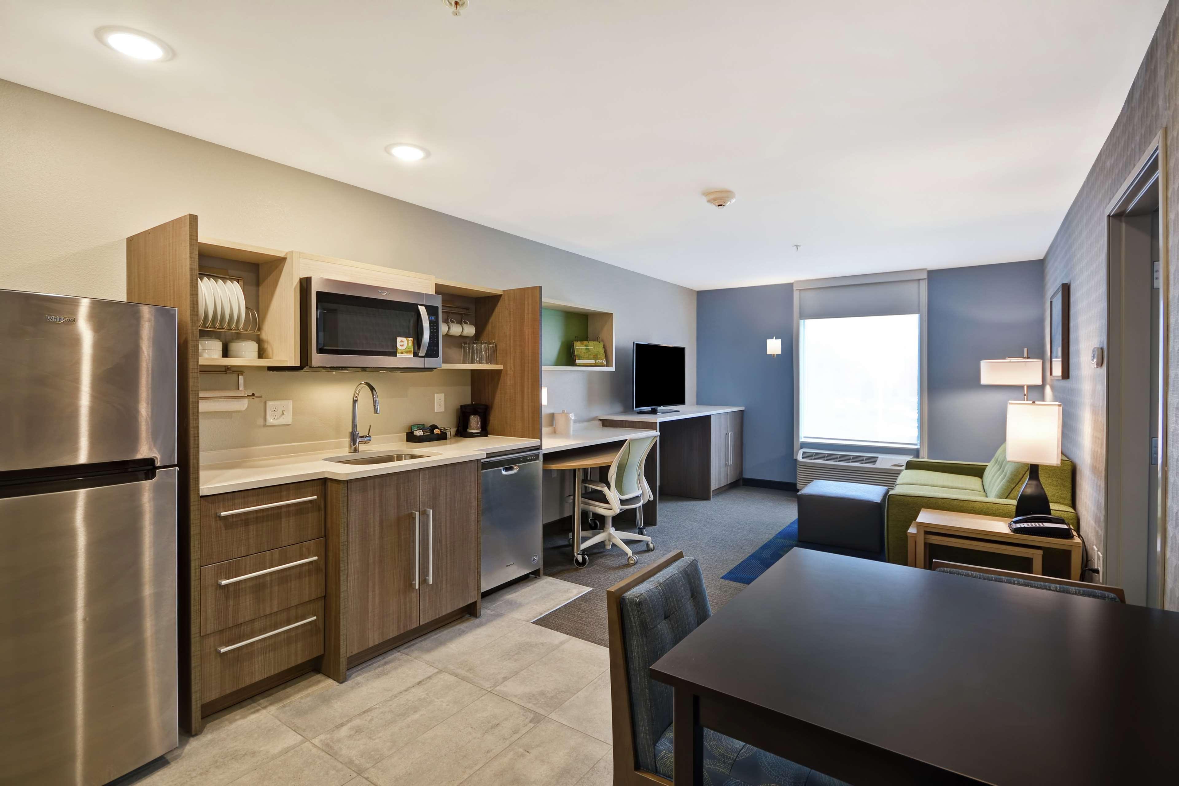 Home2 Suites By Hilton Grand Rapids North Walker Eksteriør bilde