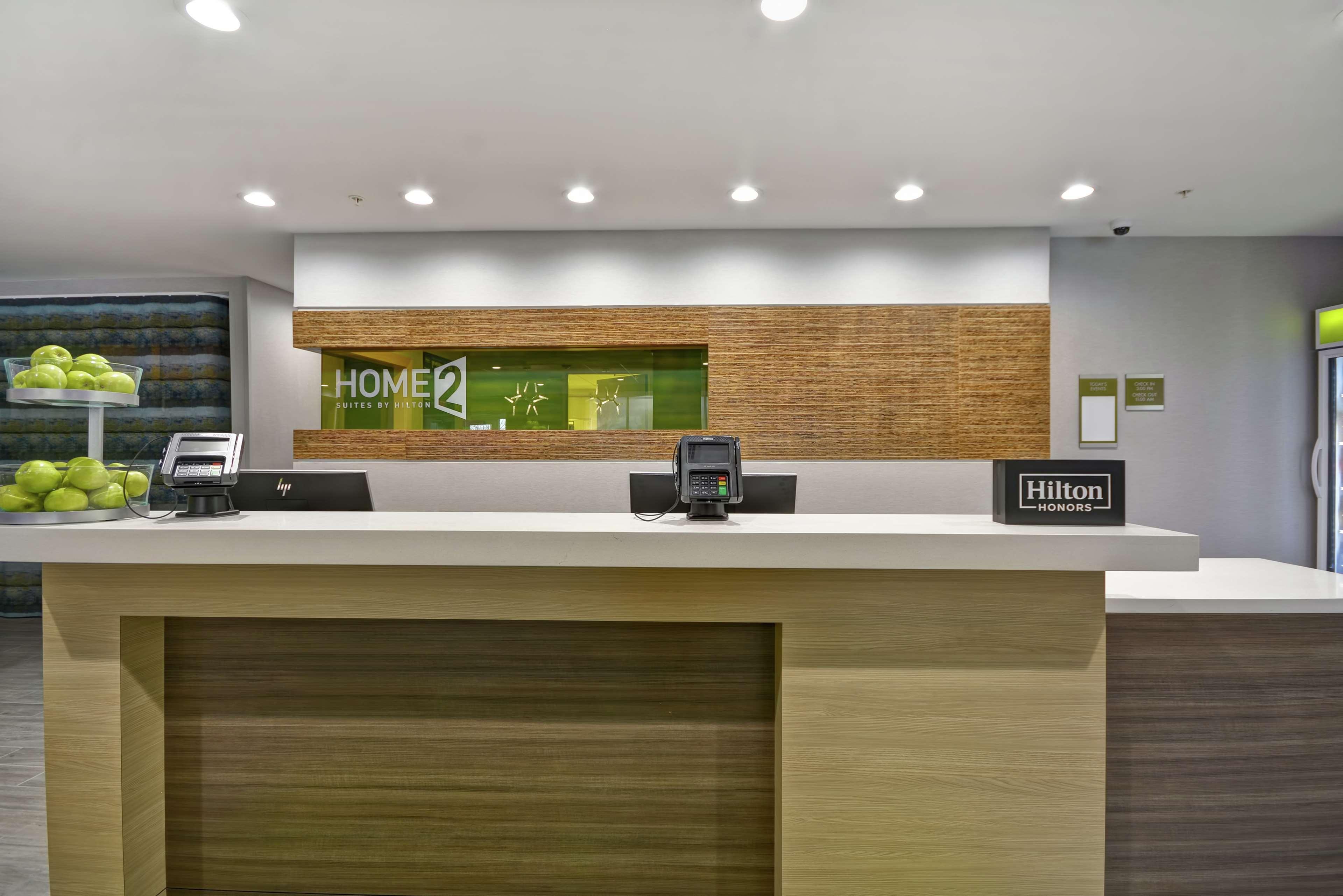 Home2 Suites By Hilton Grand Rapids North Walker Eksteriør bilde