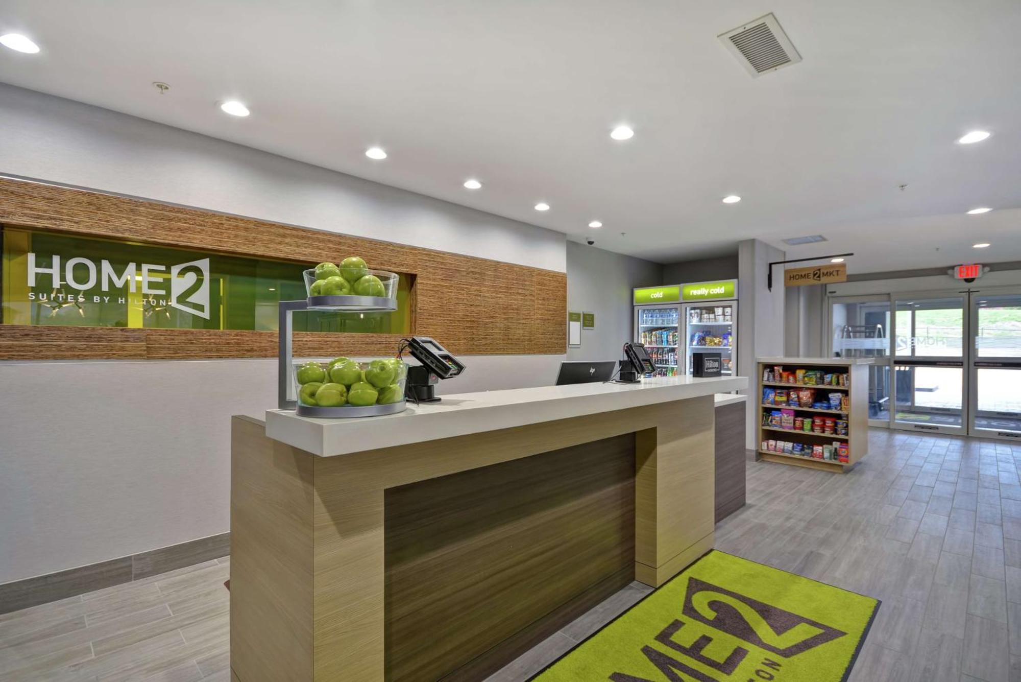Home2 Suites By Hilton Grand Rapids North Walker Eksteriør bilde