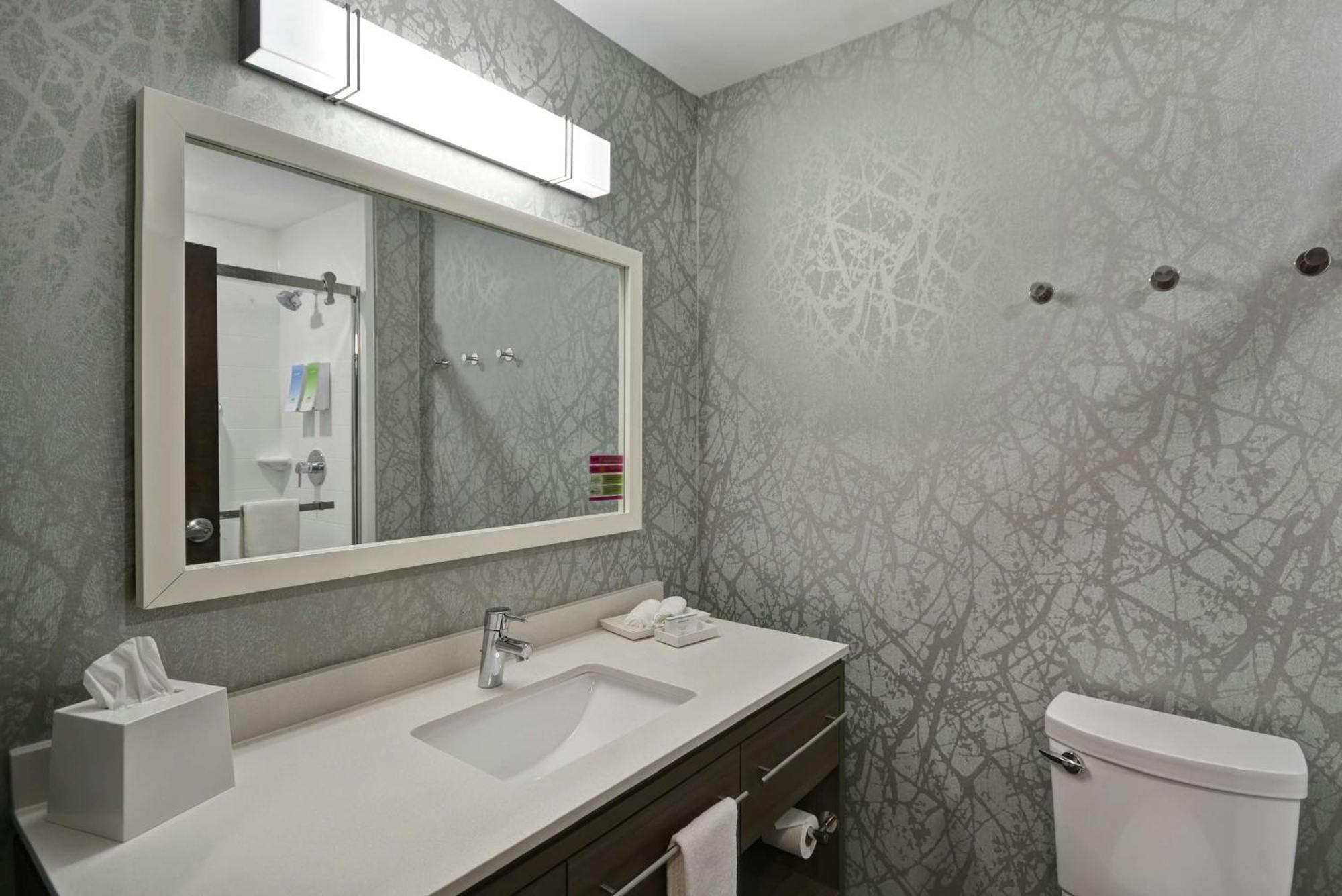 Home2 Suites By Hilton Grand Rapids North Walker Eksteriør bilde