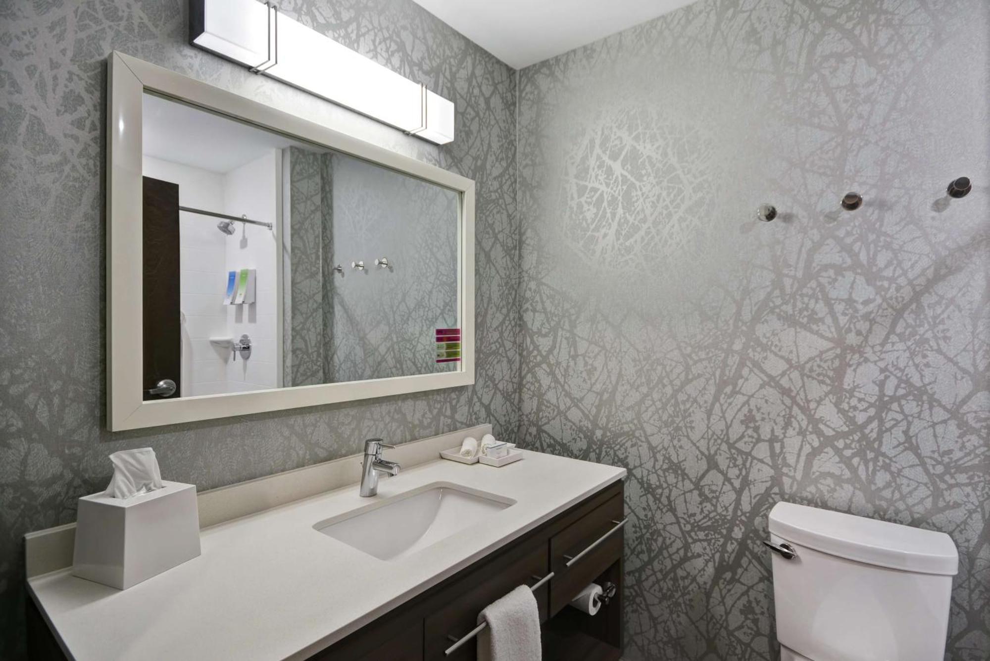 Home2 Suites By Hilton Grand Rapids North Walker Eksteriør bilde